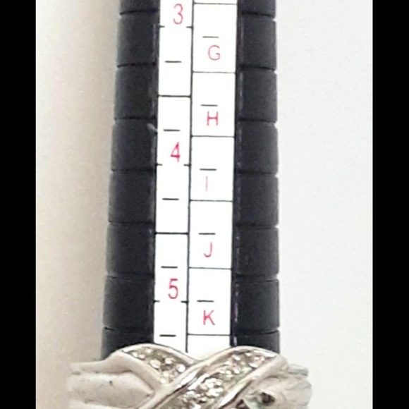 Womens vtg Avon sz 6 Silverstone Ring Ladies Jewelry - Picture 2 of 5